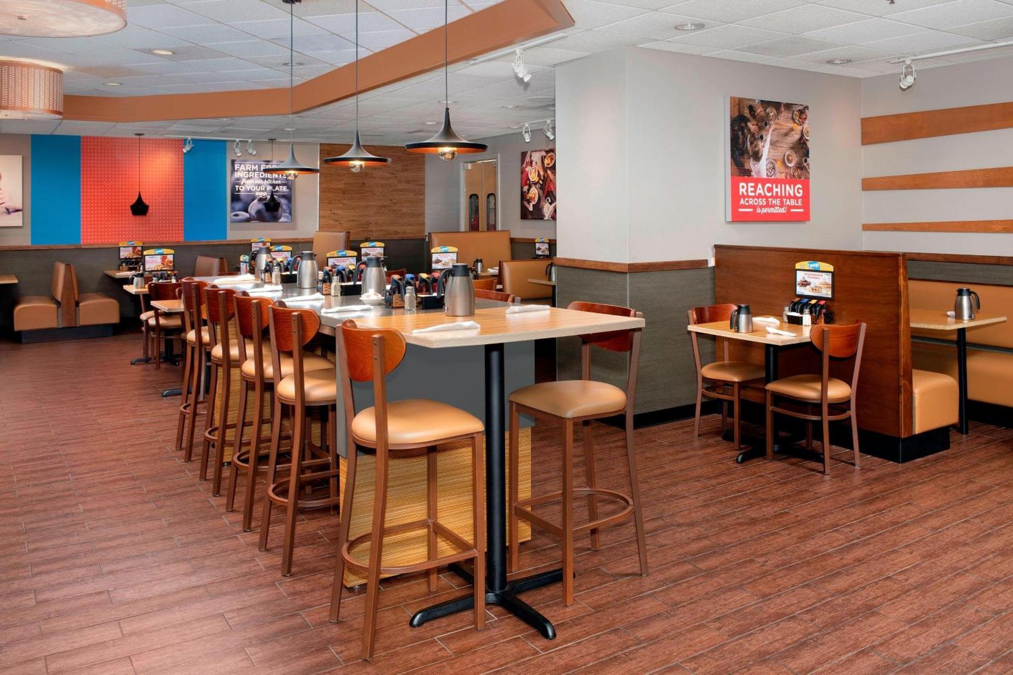 Fairfield Inn & Suites By Marriott Alexandria West/Mark Center Eksteriør billede