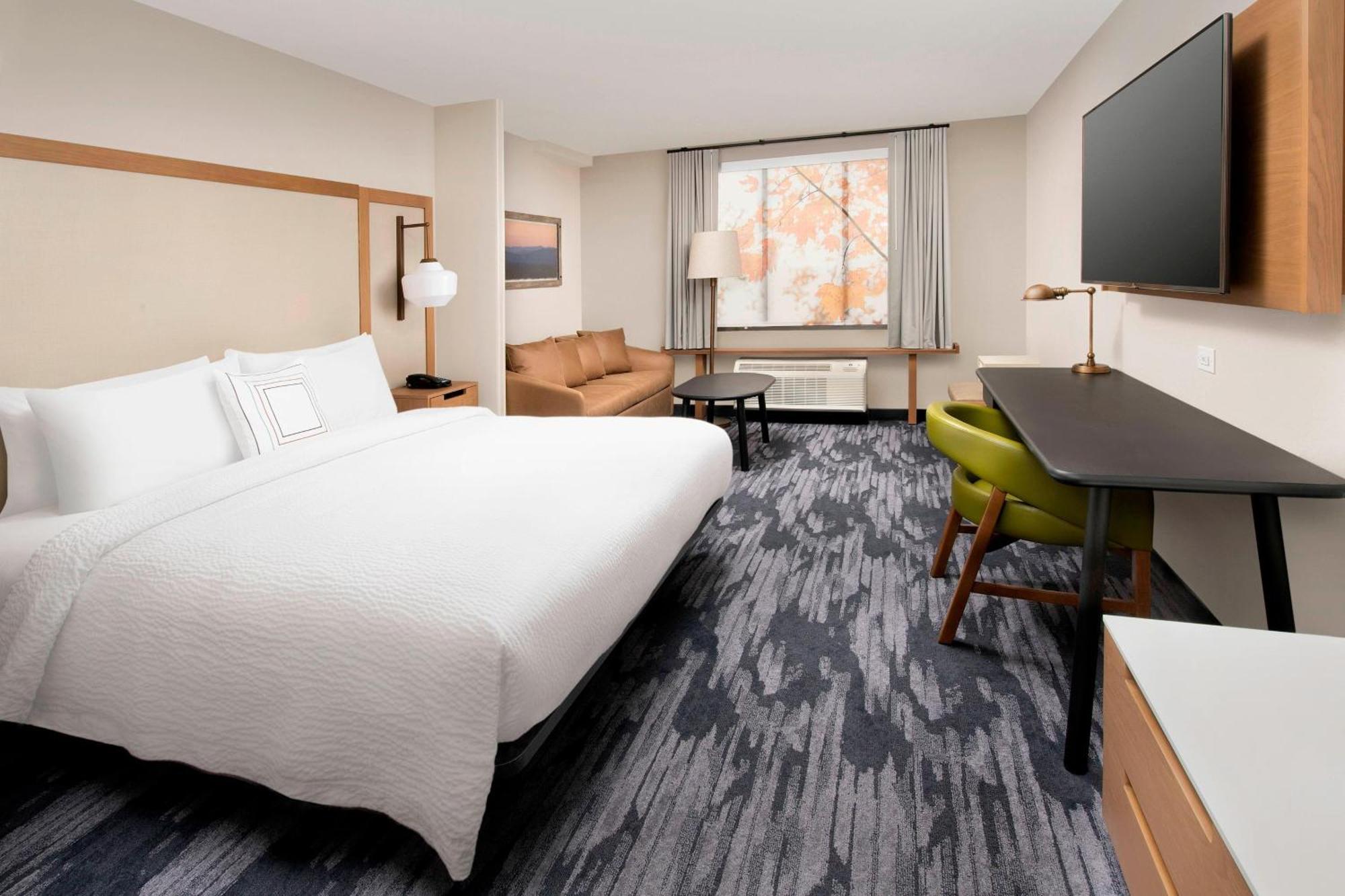 Fairfield Inn & Suites By Marriott Alexandria West/Mark Center Eksteriør billede