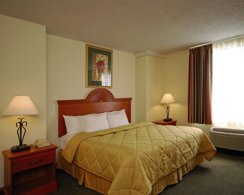 Fairfield Inn & Suites By Marriott Alexandria West/Mark Center Eksteriør billede
