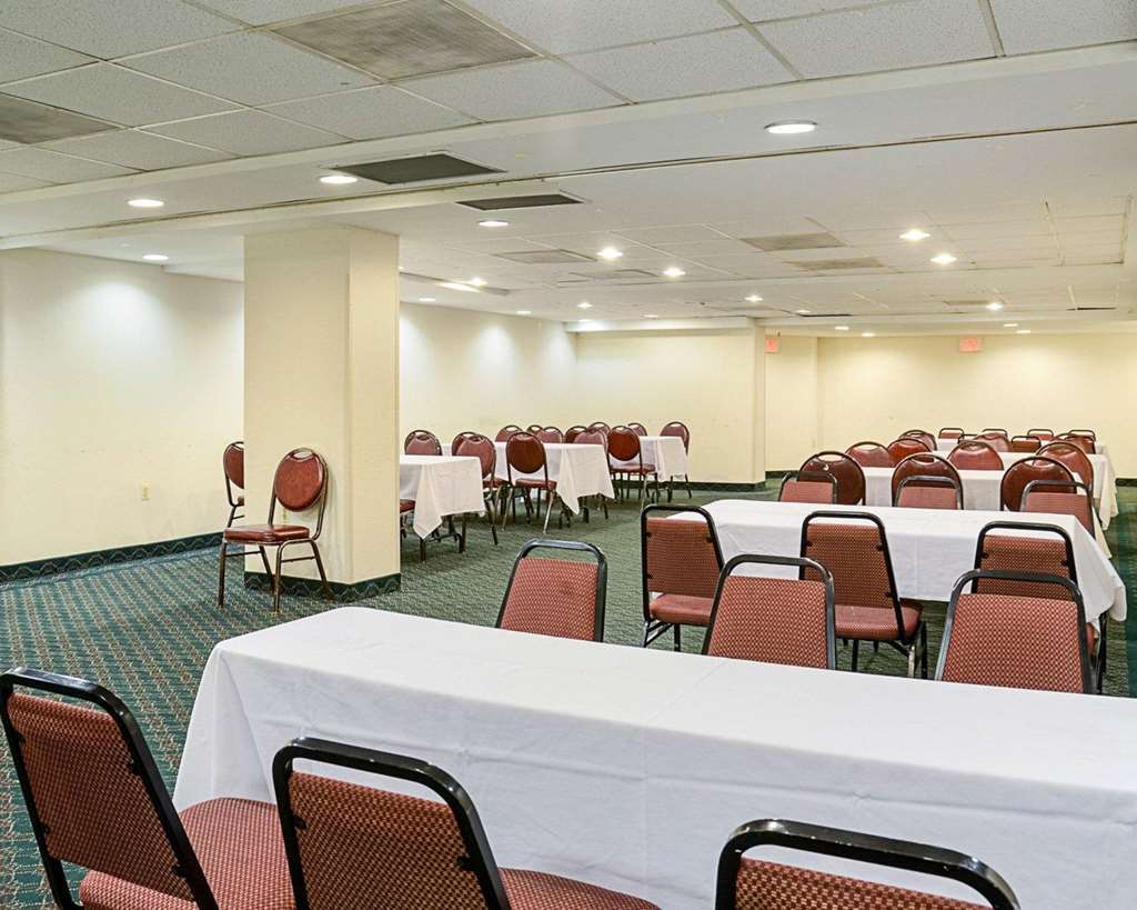 Fairfield Inn & Suites By Marriott Alexandria West/Mark Center Eksteriør billede